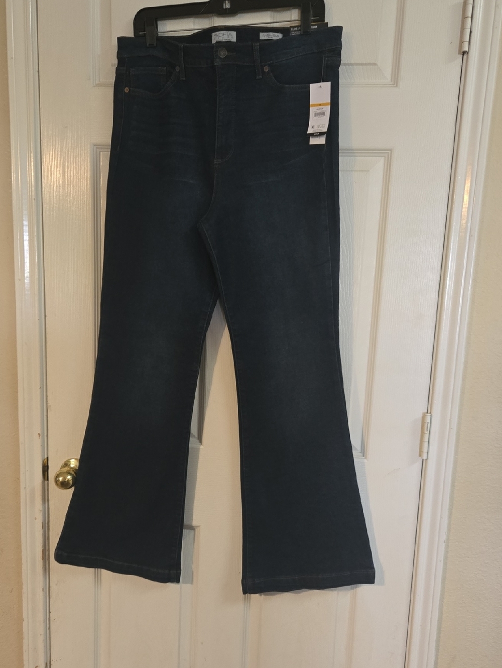 Dark Blue Women's Flare Jeans - Classic High-Rise